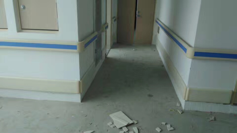 【广东】清远中医院防撞扶手和防撞护墙板搭配使用