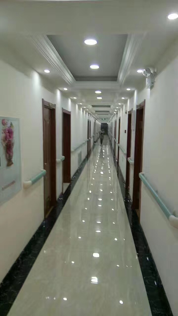 【走廊扶手】黑龙江宜春市老年公寓订做的浅绿色很漂亮