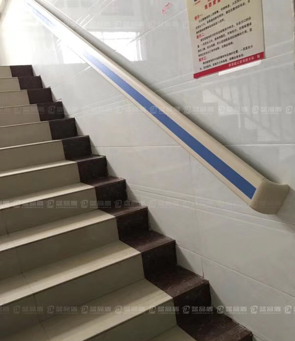 【广西】桂林资源县人民医院里的新型建材防撞扶手产品